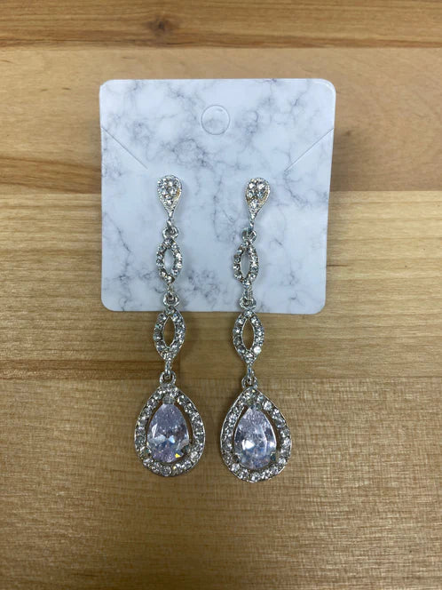 EA232 Crystal Drop Earrings