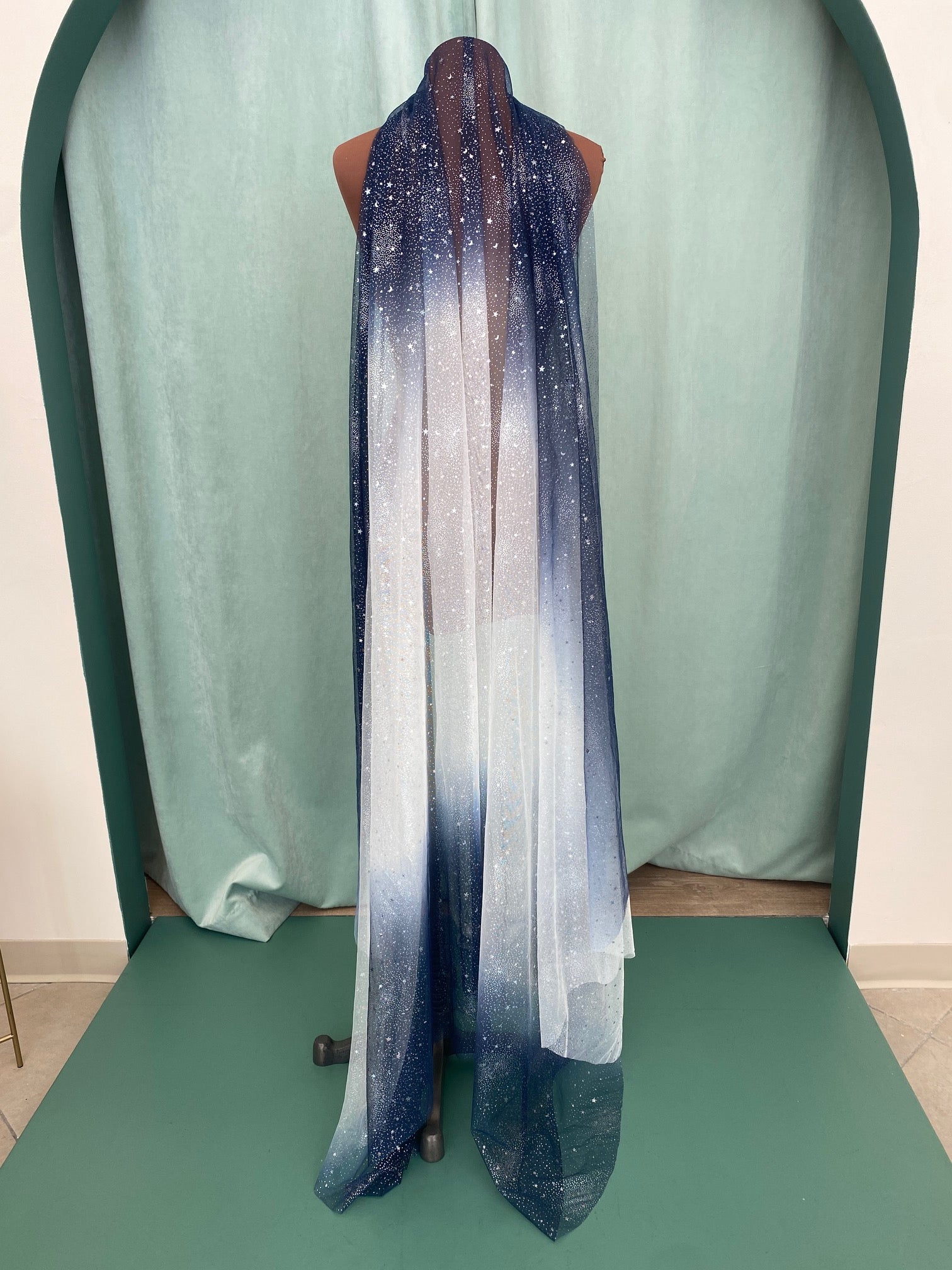 Soleil James Star Veil