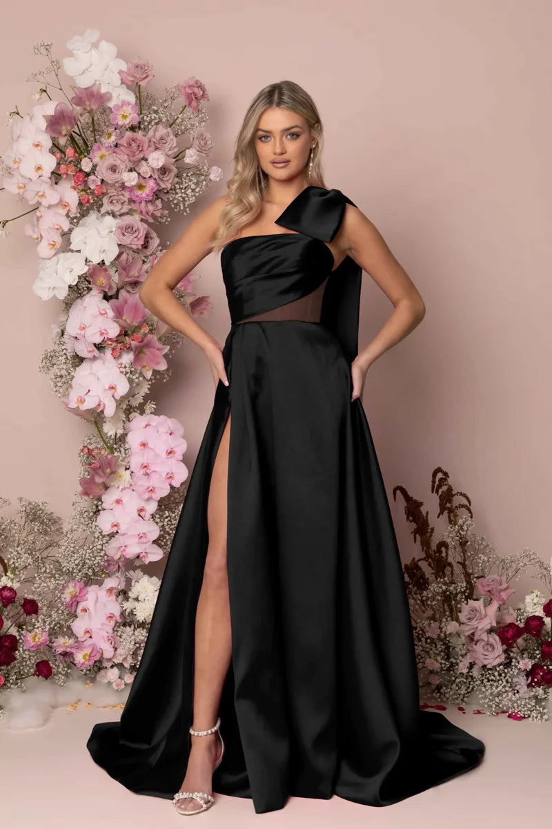 Madi Lane Kinsley - Black