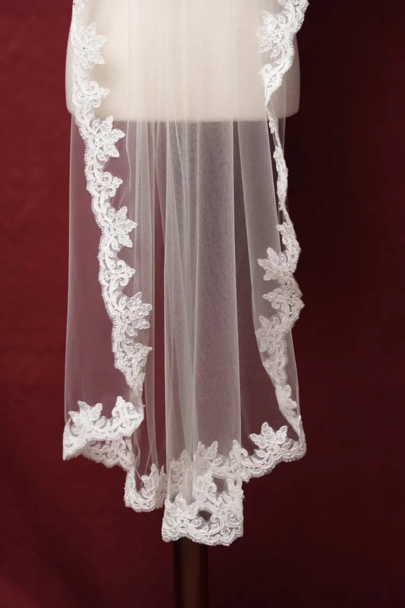 Paige Lucky Veil