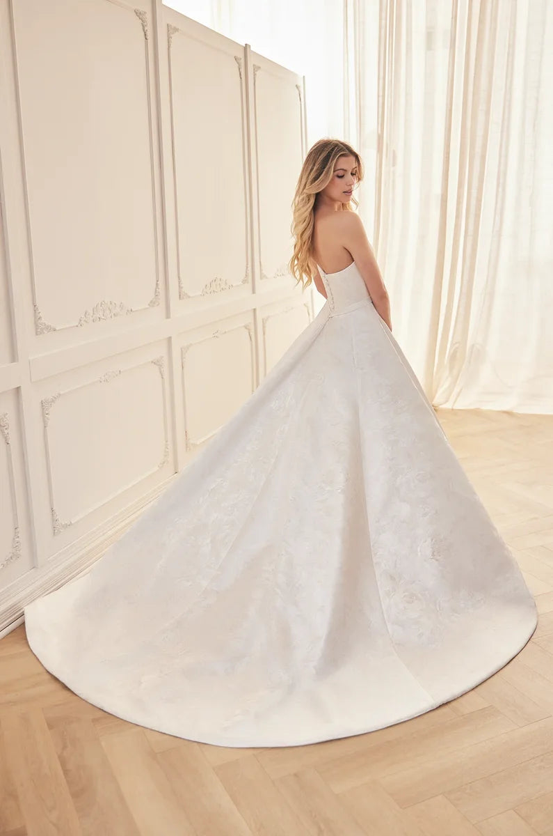 Mikaella 2565