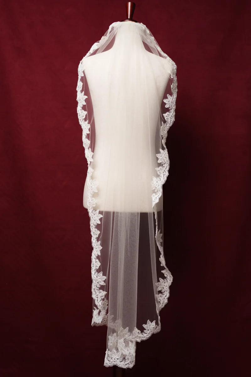 Paige Lucky Veil