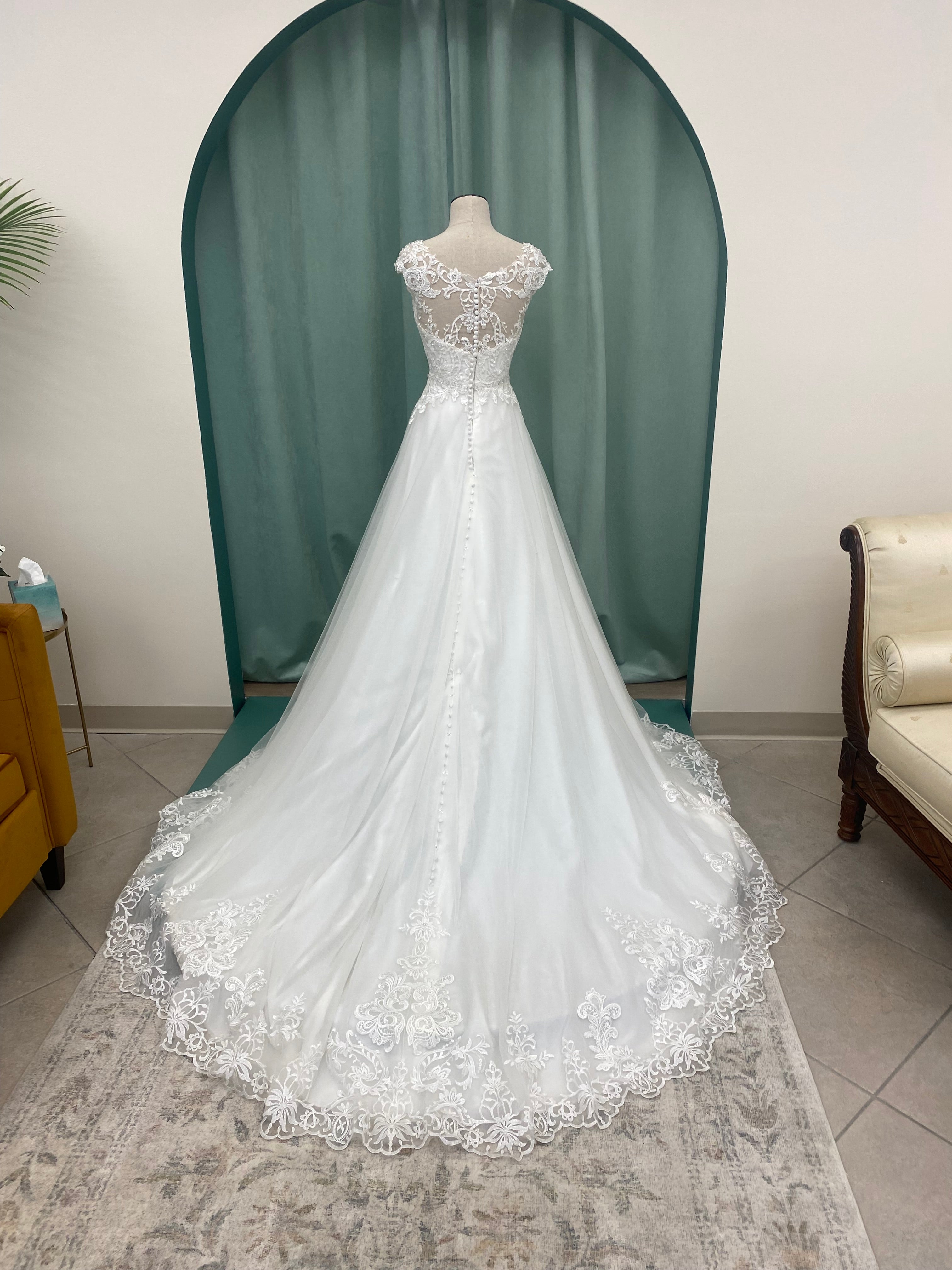 Bridal Elegance Private Label IC 562