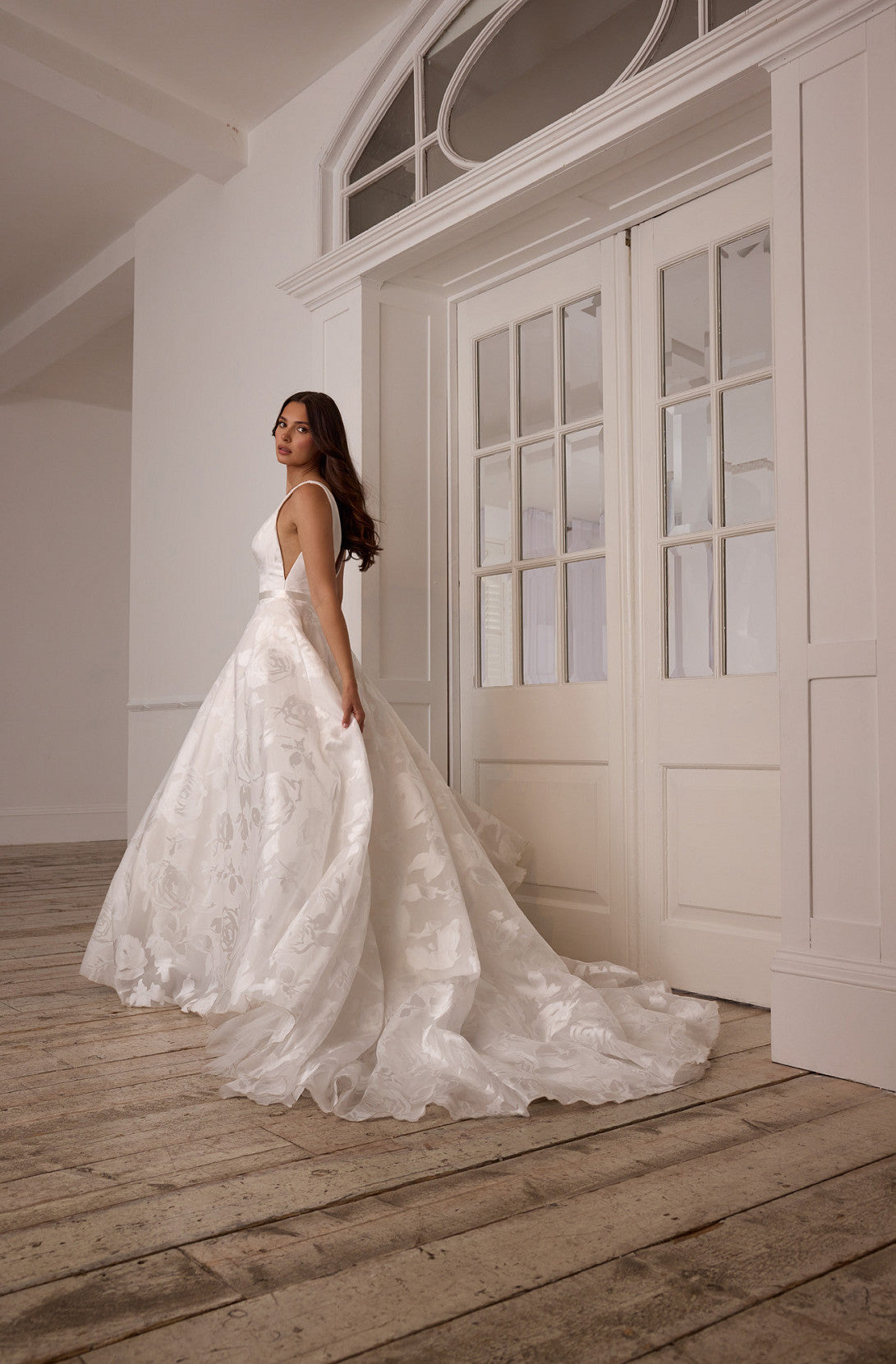 Suzanne Neville Willow