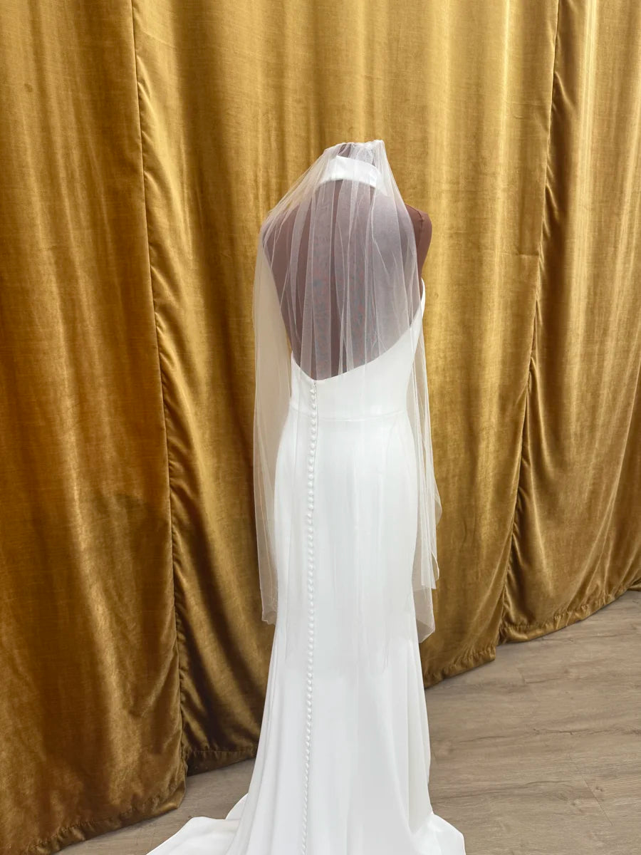 G14 Fingertip Soft Tulle Veil