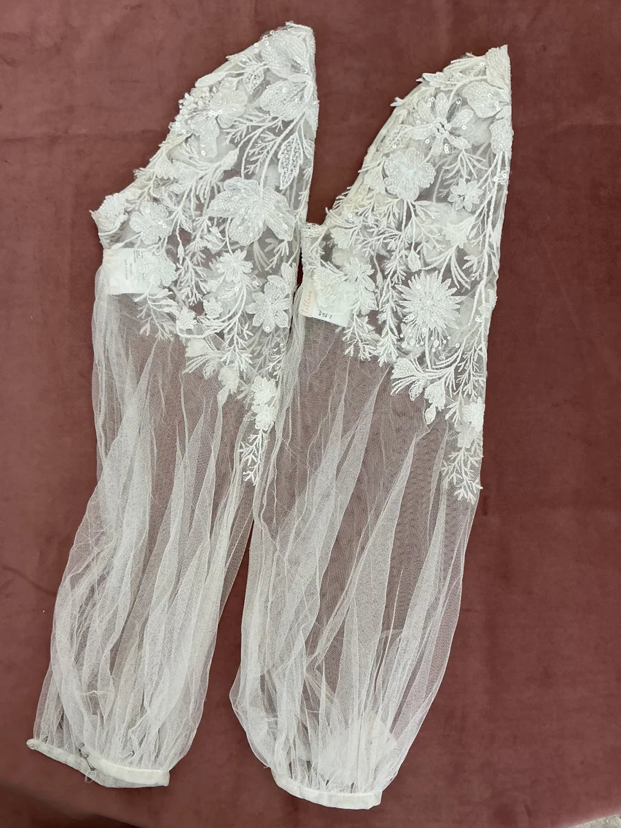 Lillian West 66213PS sleeves