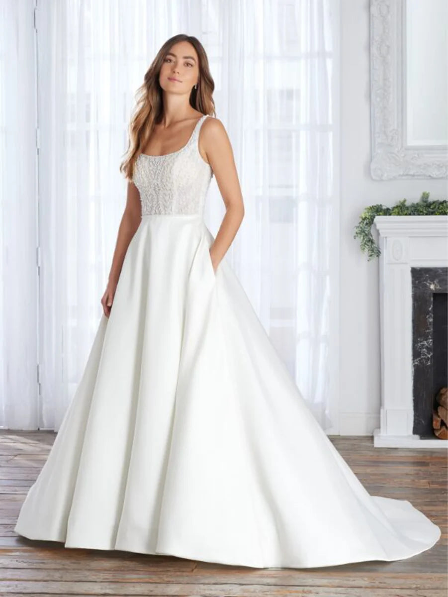 Adrianna Papell 31227