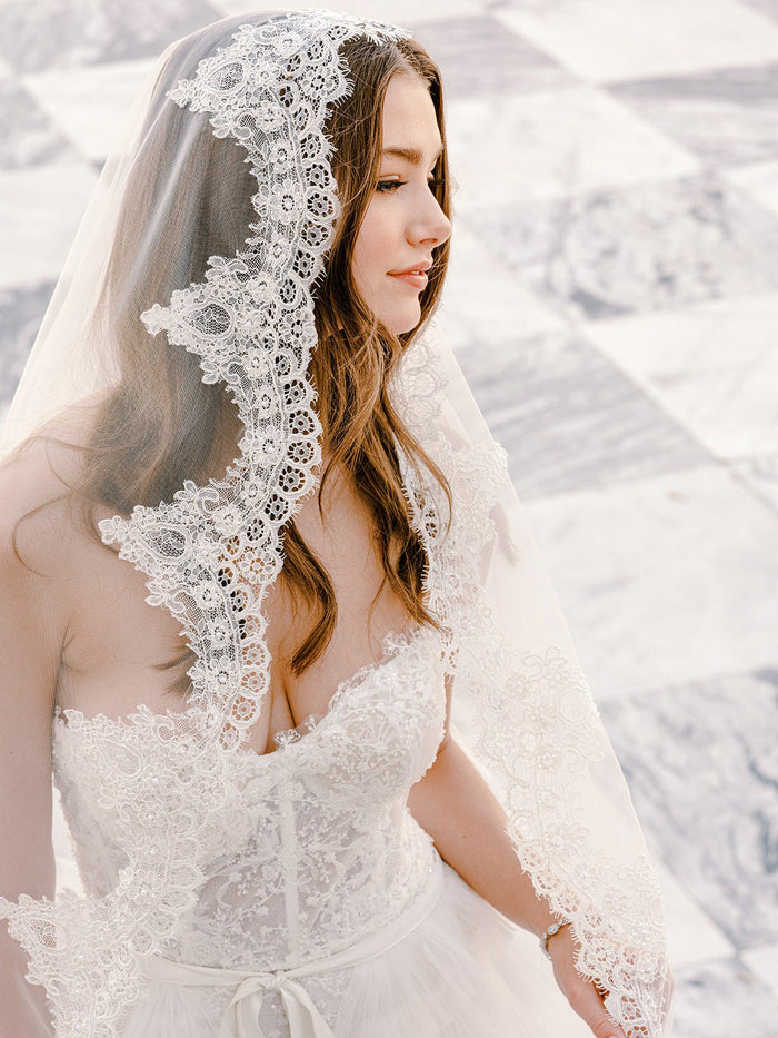 Eden Luxe Valentina Veil